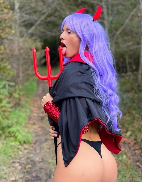 anaknoxx model hd img