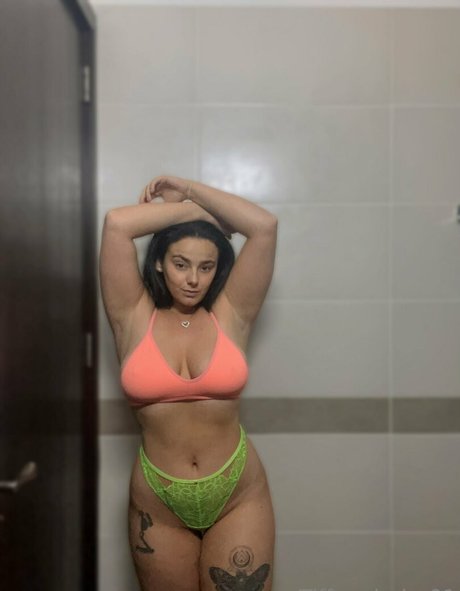 brunette pussy onlyfans erotic archive