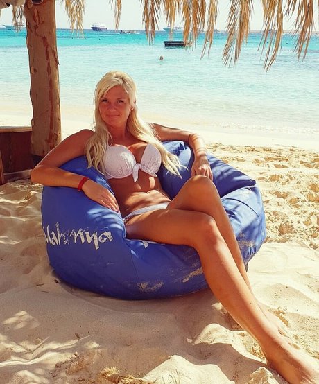 skinny teen big tits onlyfans pornos pics