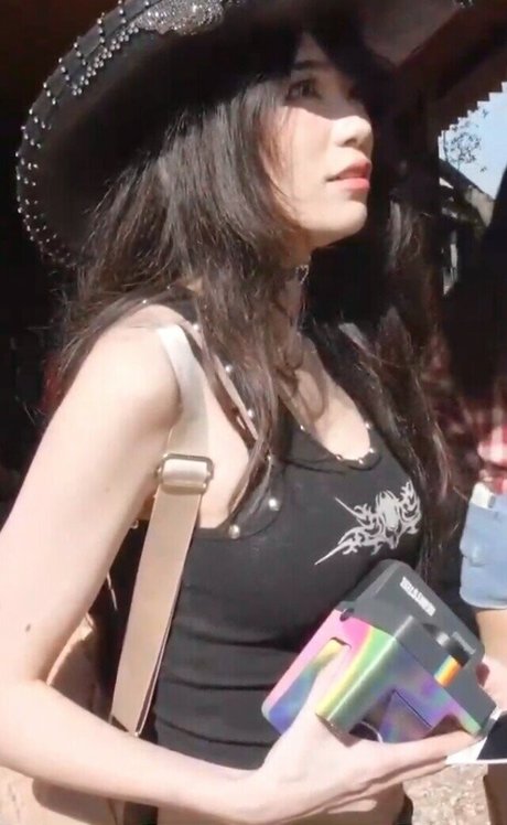 Emiru star art gallery