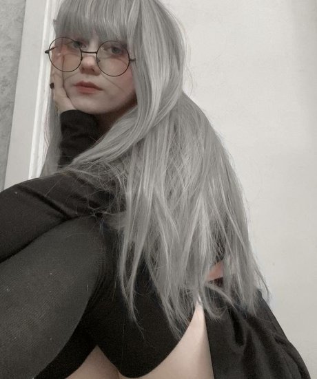 Vwemor free actress photos