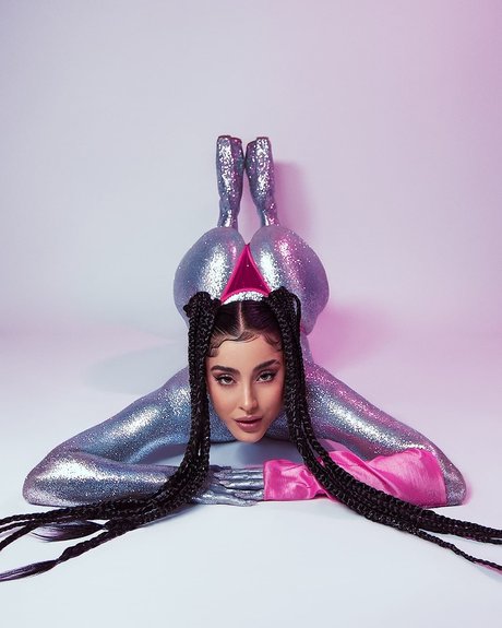 La Chilena model perfect img