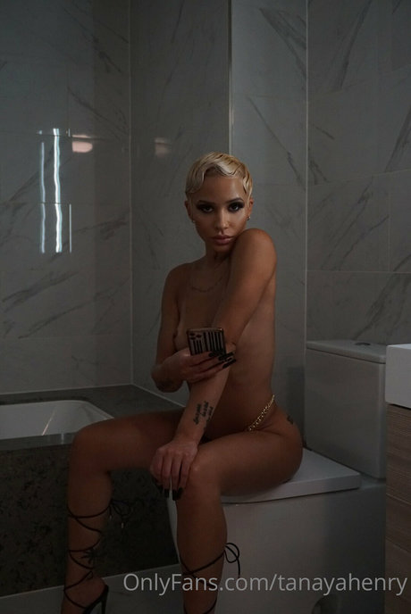 bisexual onlyfans art nude image