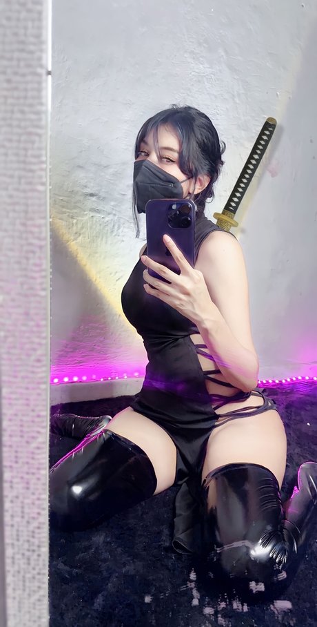 Lily waifu nudes actress pictures