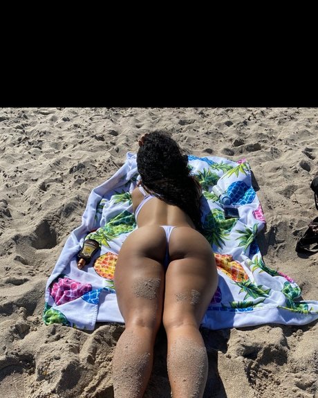 Exotic Beauty xxx pornstar pic