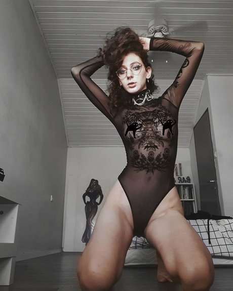 Nico Aroy nice pornstar img