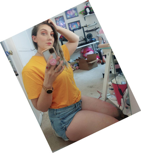 Mel Capperino Garcia hot star photo