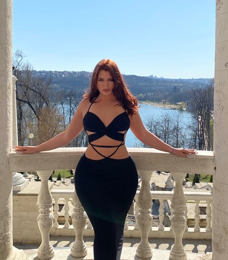 Valeria Vendetta model free galleries