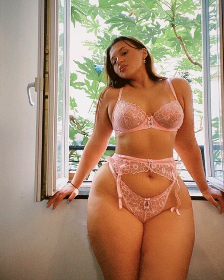 Valeria Vendetta xxx model pics