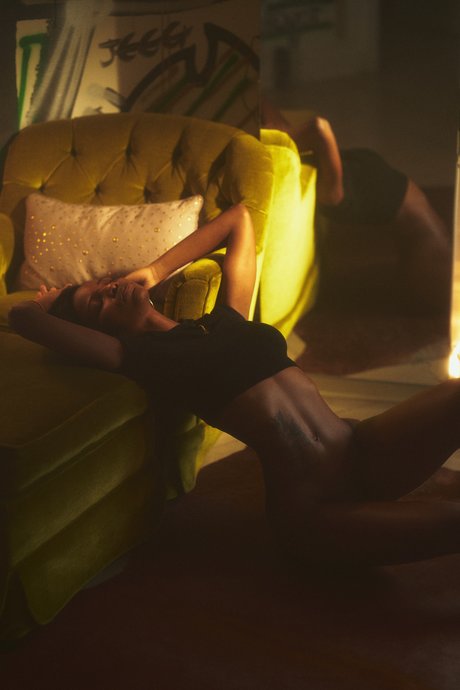 Luci Lane_ art model galleries