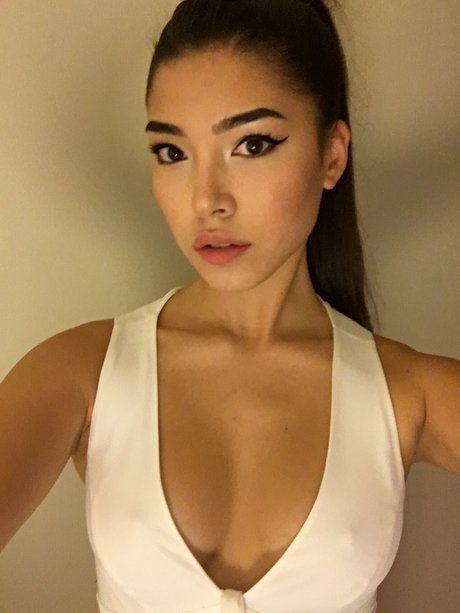 Emilymisi star perfect galleries