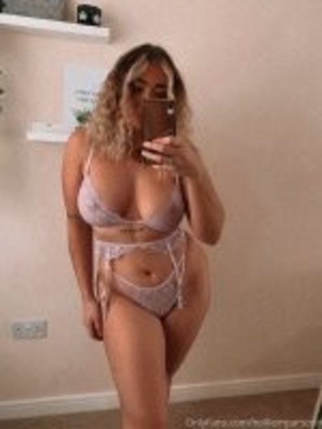 Hollie M Parsons star high quality img