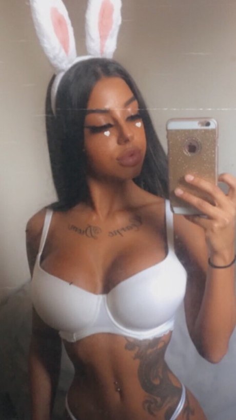 Maria Nozer free star archive