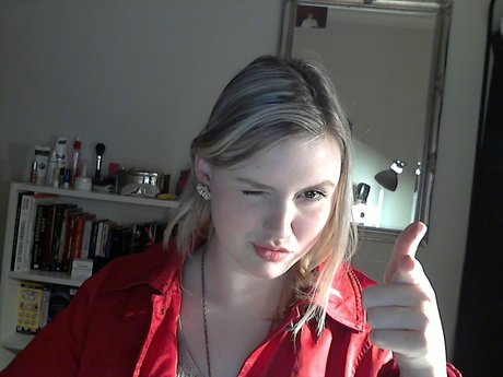 Otoni Ogni model hot pic