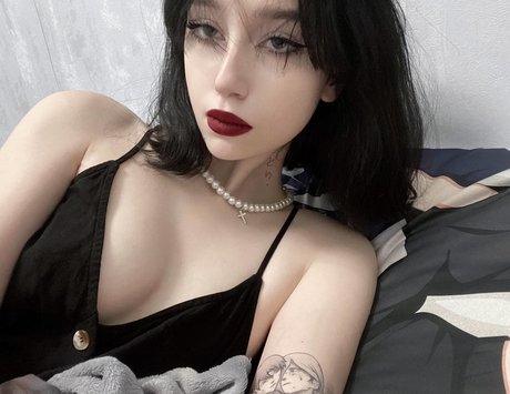 _blackshi best model image