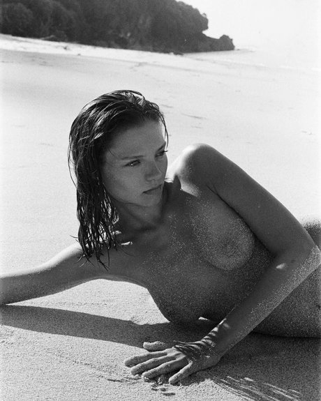 _Alesya Kaf pretty model pics