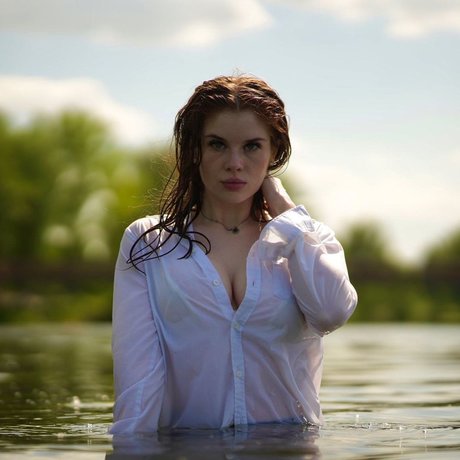 Anouk porn actress gallery