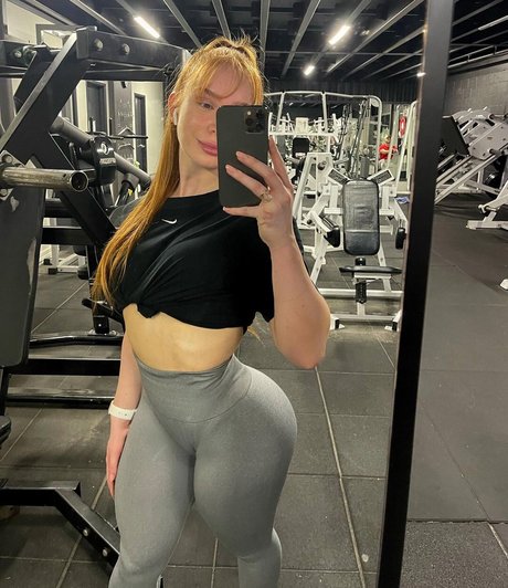 Amber J Smith xxx model archive