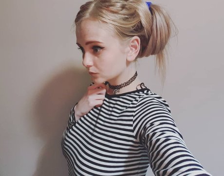 Invaderdd Dee Mente nice star images