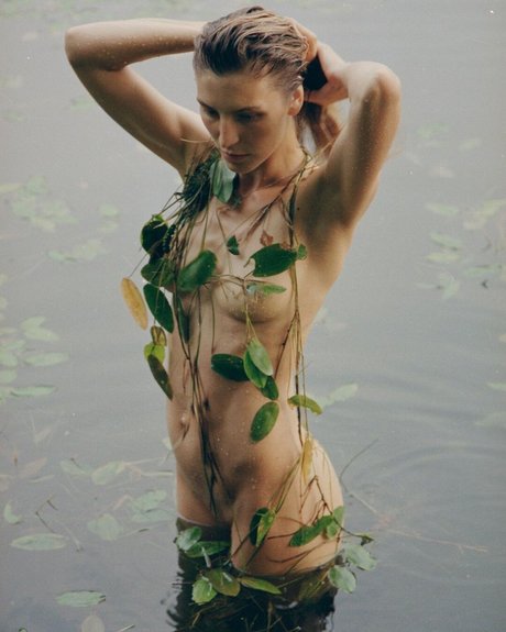 Lena Stepanova sexy model pics