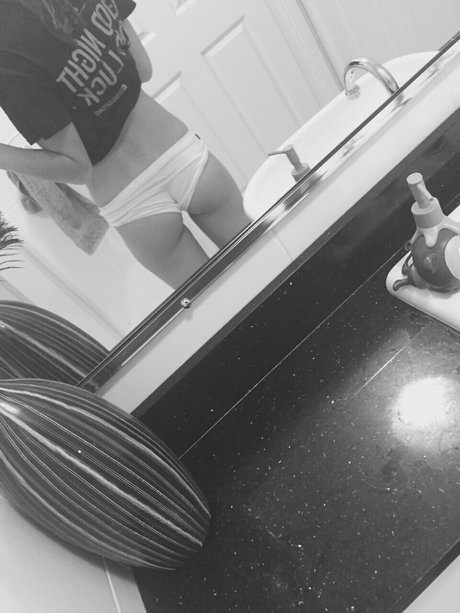 Loser Dyke pornstar hd picture