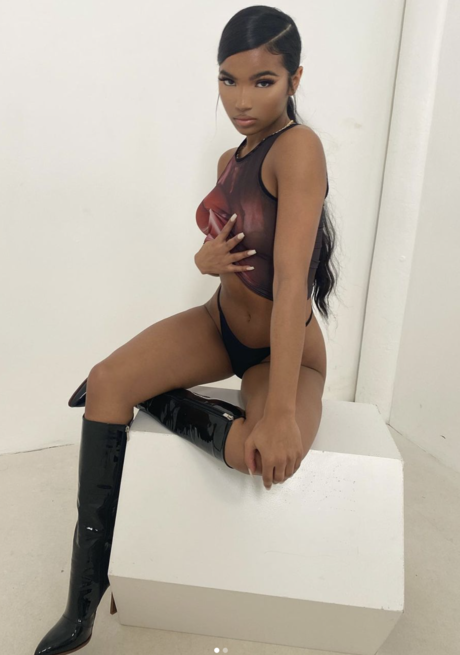 Chloe Scantlebury erotic actress pictures