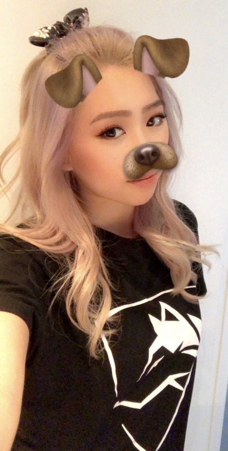 Kara Chan model high quality picture