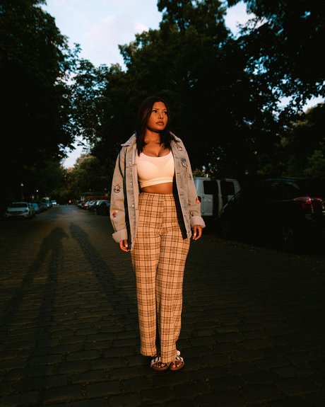 Steph Esther hot pornstar gallery