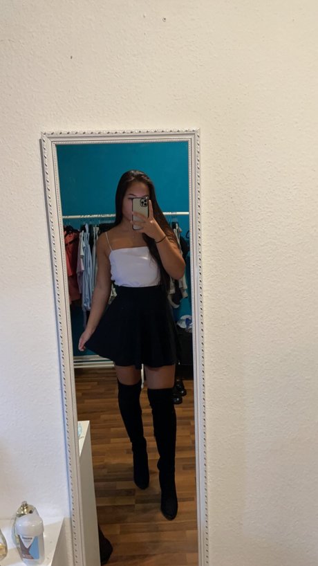 Camii tg model hot galleries