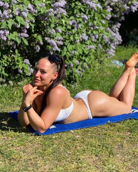 Christina Strom Faere perfect star picture