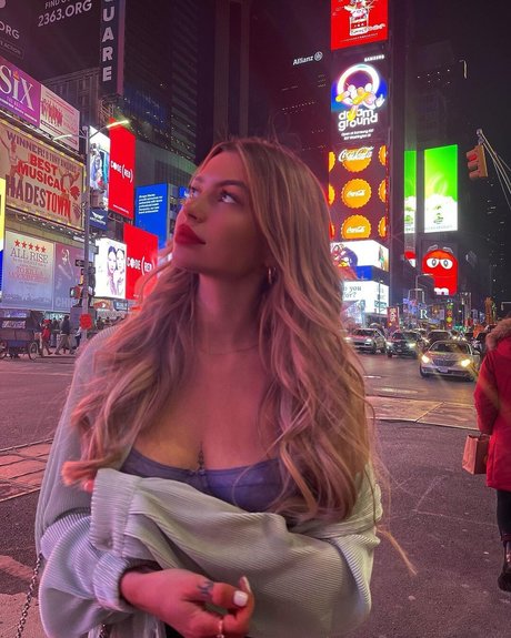 Linabmn beautiful actress img