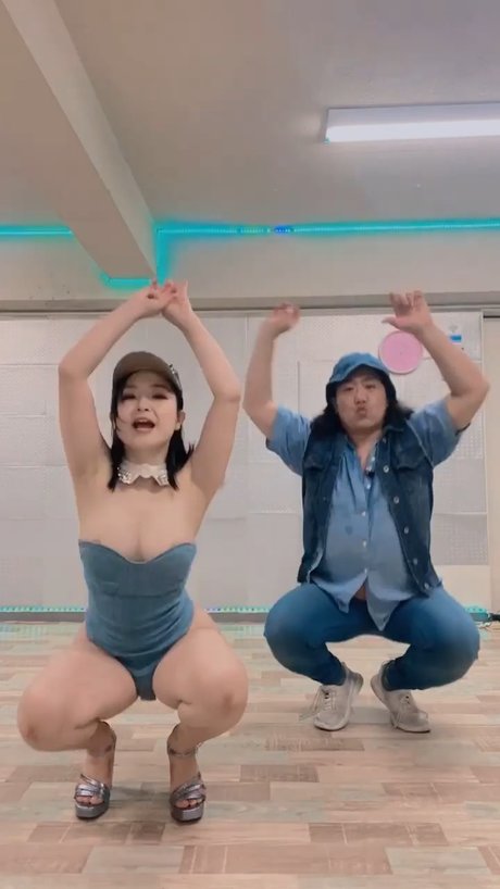 Lina Iuchi pornstar free photos