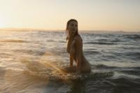 Nikki Hillier pornstar top pictures