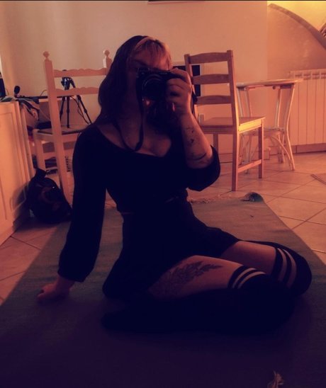 Abilee 3 pornographic model pic