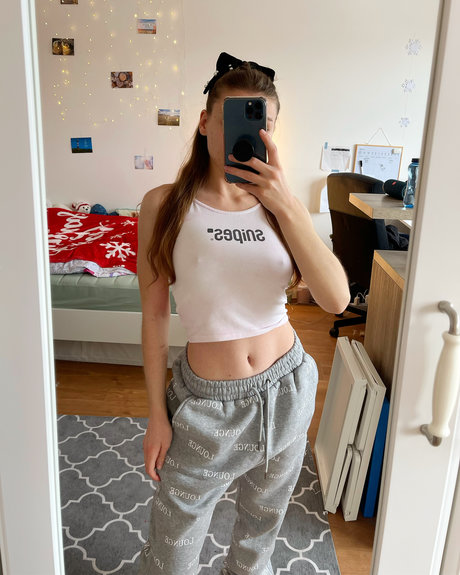 Itsmejusi_ star pornographic pic