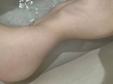 skinny ass onlyfans erotic images