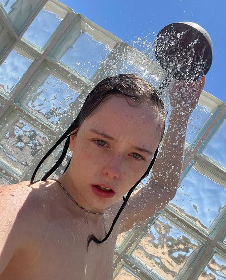 Suzieson star erotic pictures