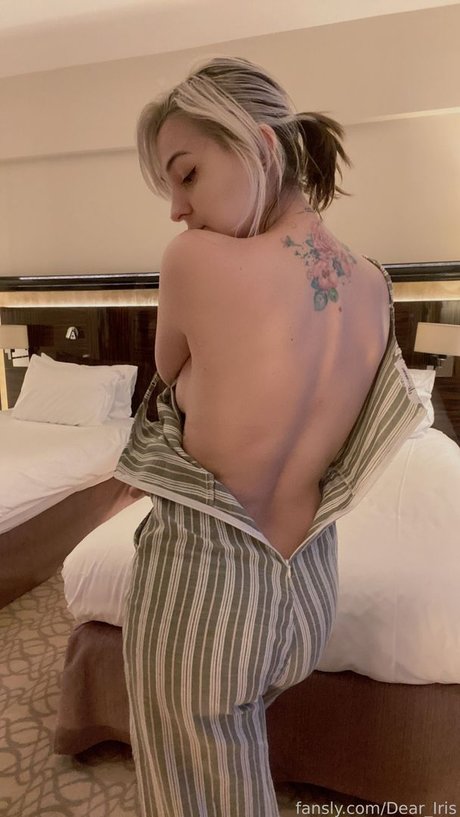 Dear Iris pornstar beautiful pic