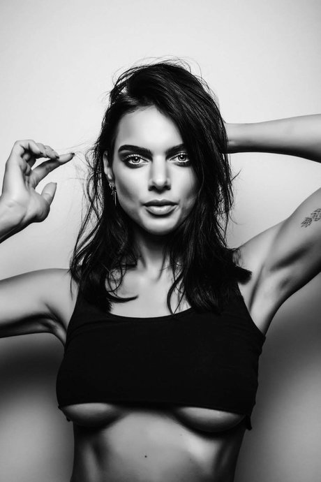 Girls Of The Netherlands free pornstar archive