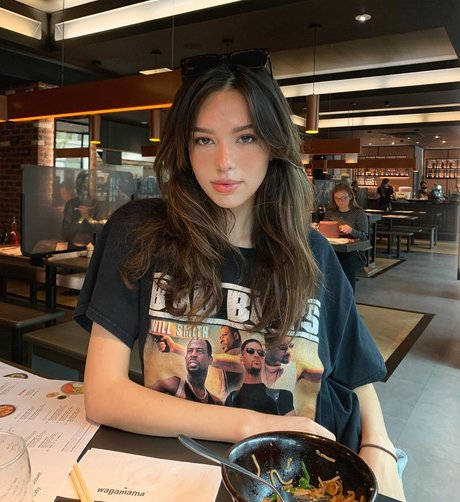 Martyna Balsam nude actress photos