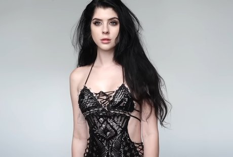 Bec Paws_ erotic star img