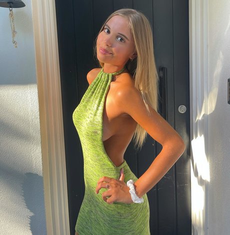 busty mature onlyfans hot naked photos