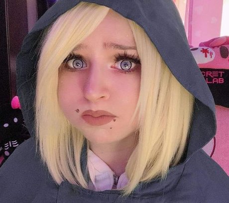 Shinuki hot model pictures