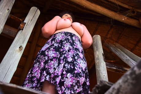 Nonnie 40dd top pornstar picture