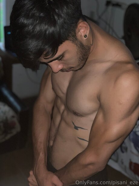 Big Eze23 pornstar pic