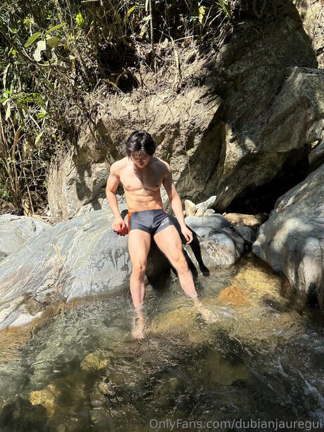 Dubianjauregui star pictures