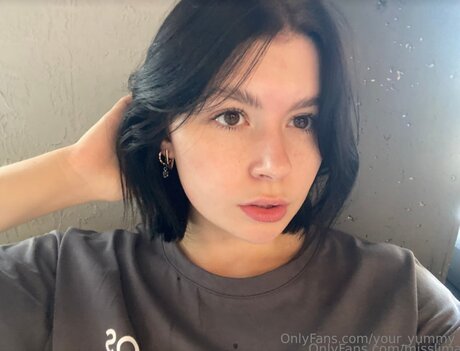 Your Yummy pornstar beautiful photo