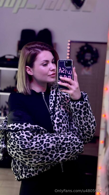 Roxy Blakee exclusive actress archive