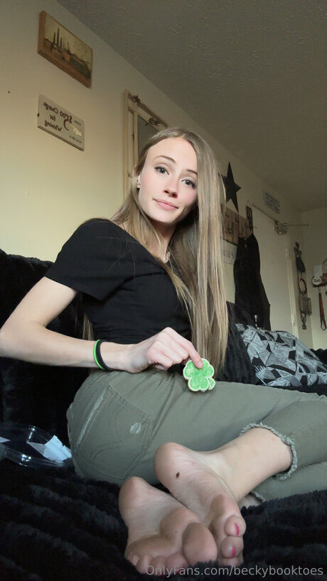 Beckybooktoes beautiful model archive