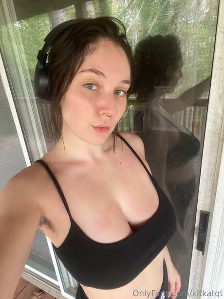 Kitkatqt nice model image